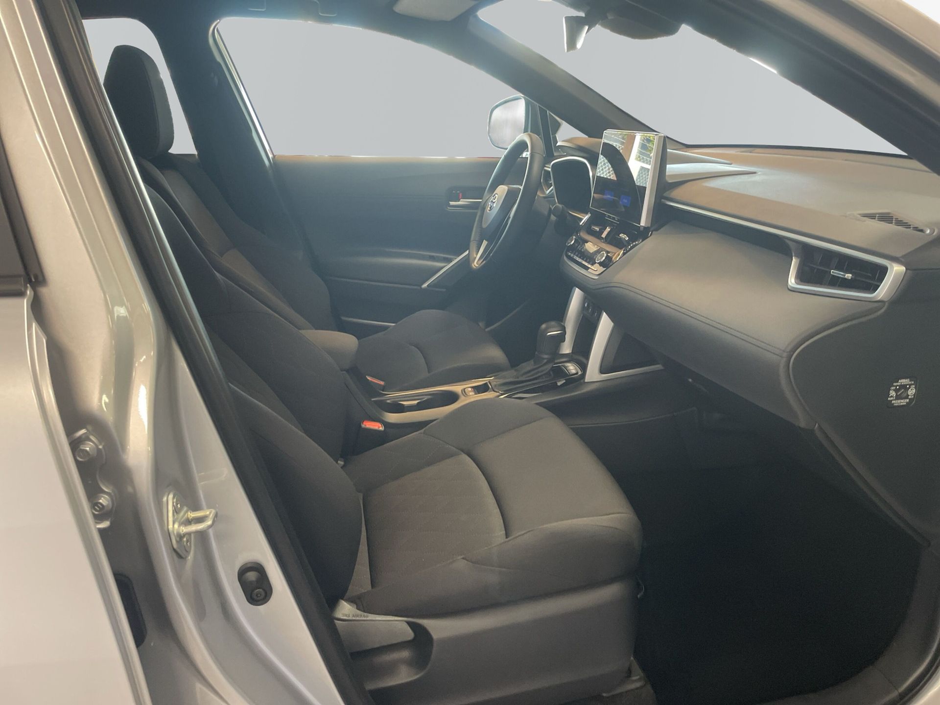 Toyota Corolla Cross 2025, kuva 6/10