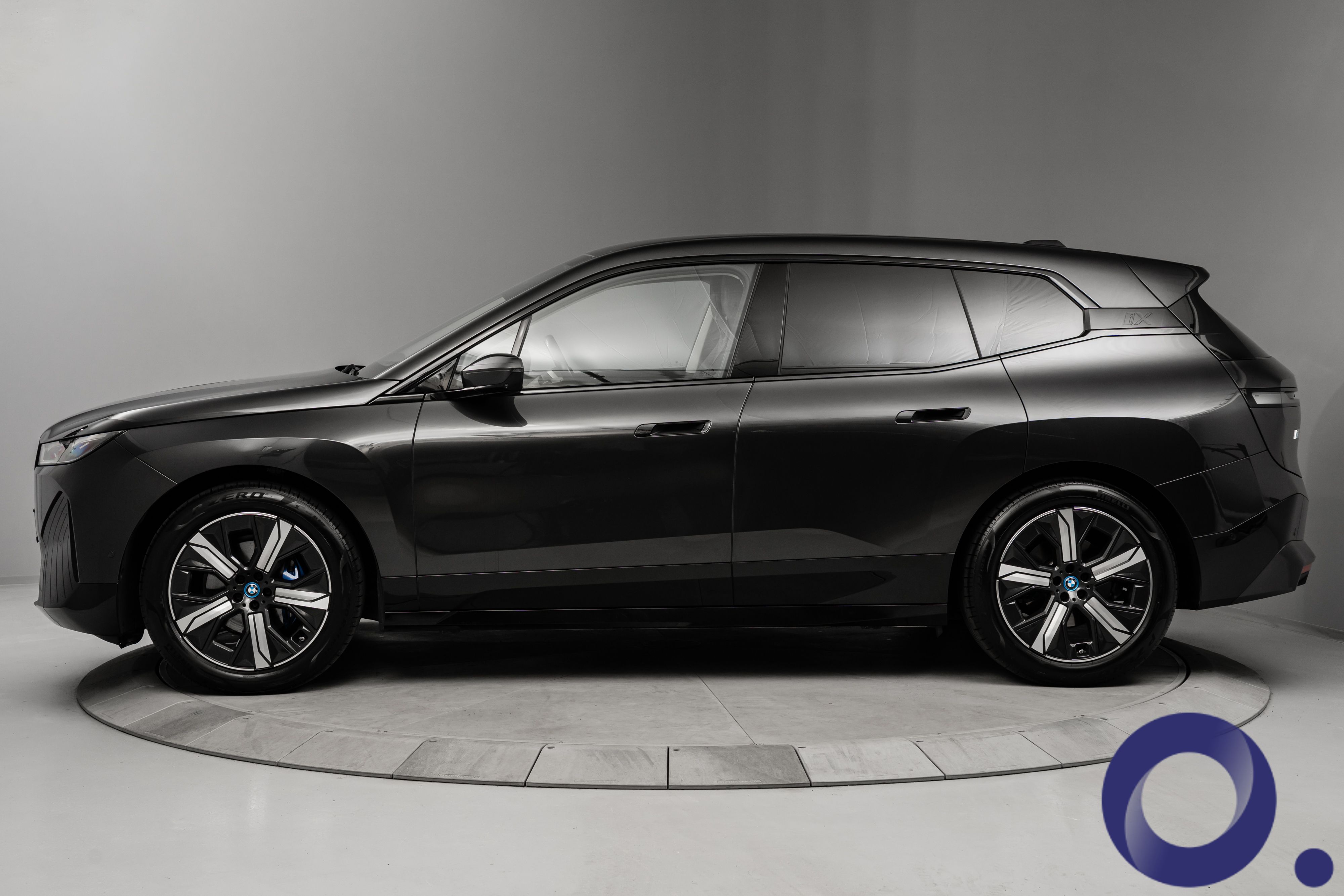 BMW iX xDrive40, 326ps, 2022