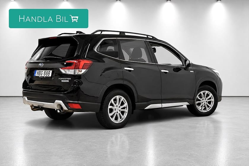 Bild 5 av Subaru Forester e-Boxer Summit RattV AdaptivF Drag H/K Taklucka 150hk