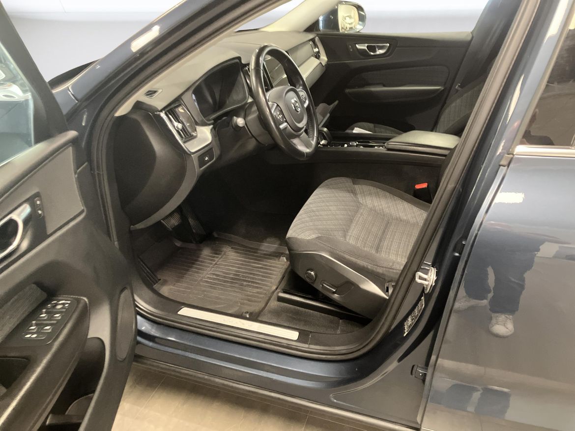 Volvo XC60 2023 - miniatyr 6