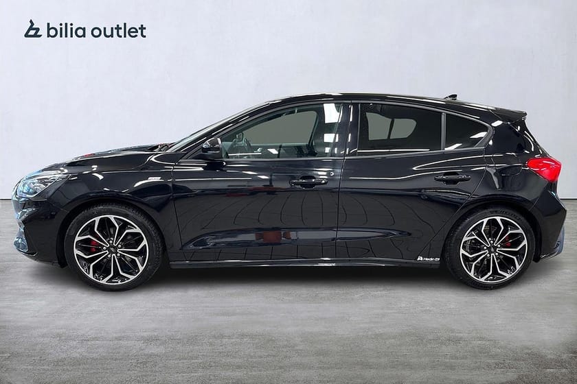 Bild 3 av Ford Focus 1.0 EcoBoost ST-Line X 125hk / Panorama Navi B&O Kamera