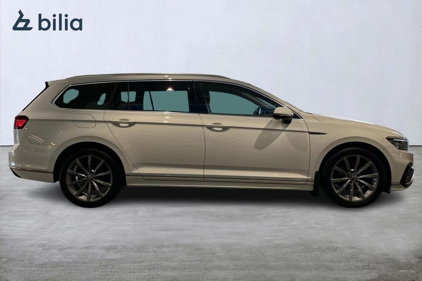 Bild 4 av Volkswagen Passat Sportscombi SC GT 2.0 TDI 4M R-Line Värm Drag 200HK