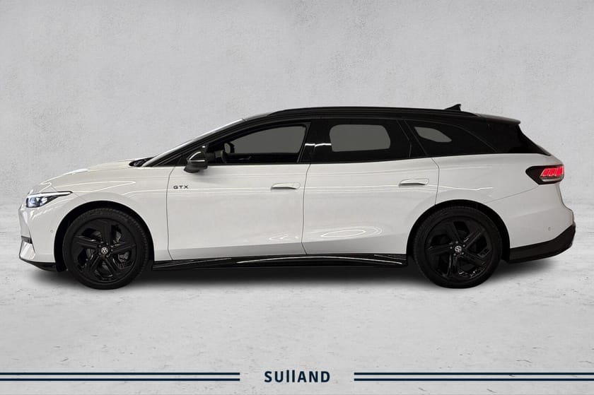 Bilde 2 av Volkswagen ID.7 GTX Tourer