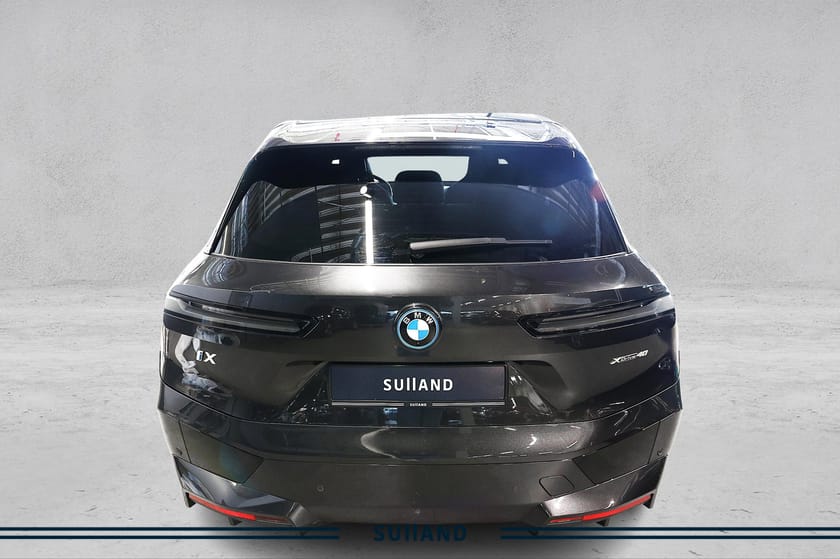 Bilde 4 av BMW iX xDrive40