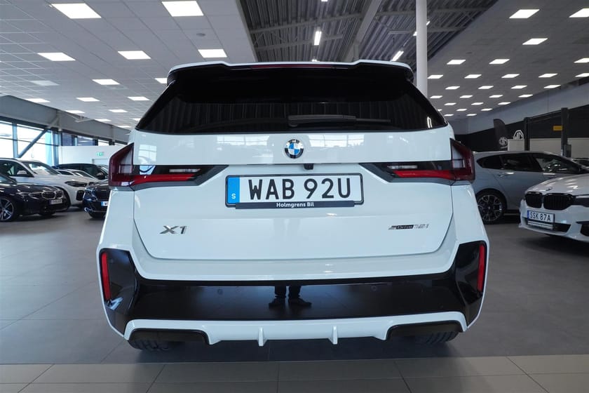 Bild 4 av BMW X1 sDrive18i M Sport Drag Elstolar Med Minne Adaptiv Farthålllare Adaptiva LED