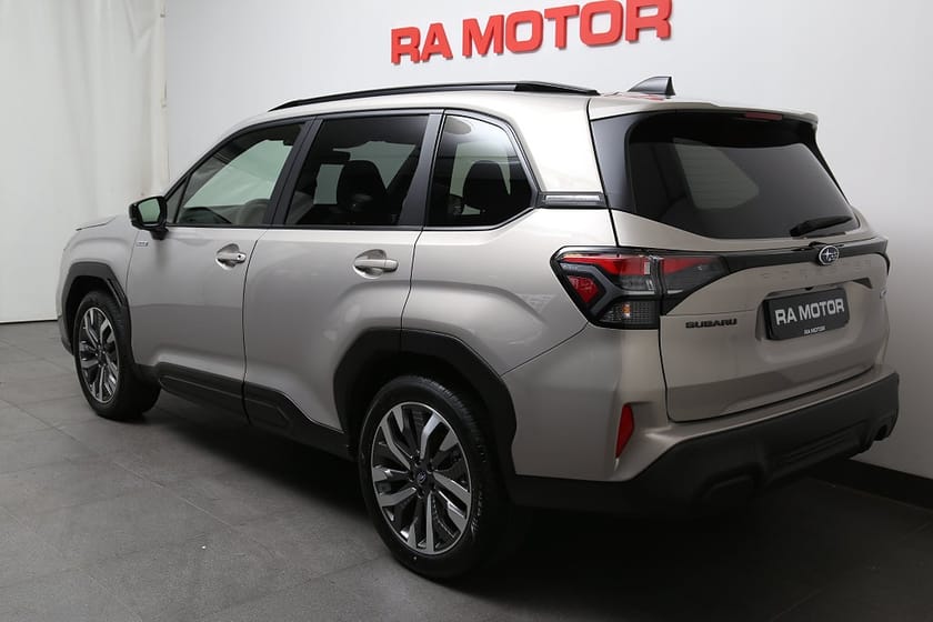 Bild 3 av Subaru Forester e-Boxer 2,0i Boxer Privatleasing Ink service