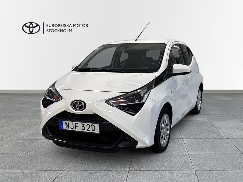 Bild 1 av Toyota Aygo 1.0 VVT-i X-PLAY / V-HJUL