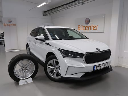 Škoda Enyaq iV 80 Skoda iV80 V-Däck ingår Drag-Kamera-Navi-Elstol-Rattvärme-