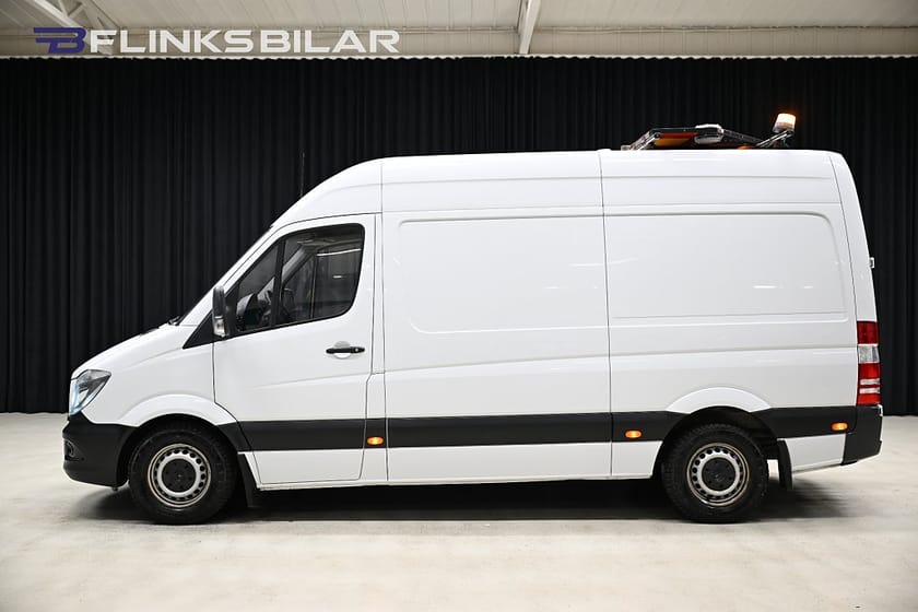 Bild 2 av Mercedes-Benz Sprinter 316 BlueTEC Skåpbil 7G-Tronic 163HK Automat|Xenon|3.5ton-drag|SeUtr!!