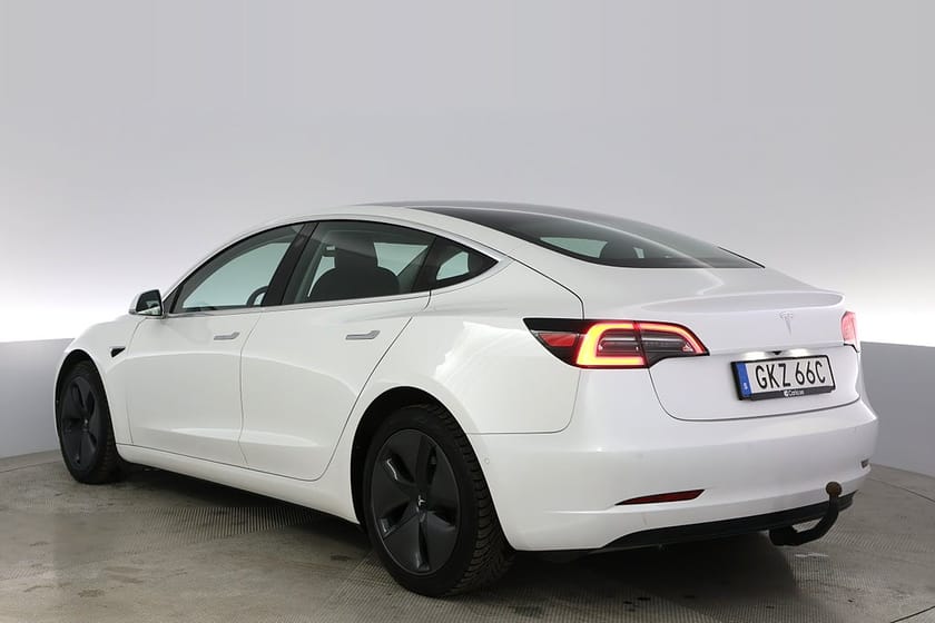 Bild 4 av Tesla Model 3 Standard Range Plus Autopilot Pano Drag