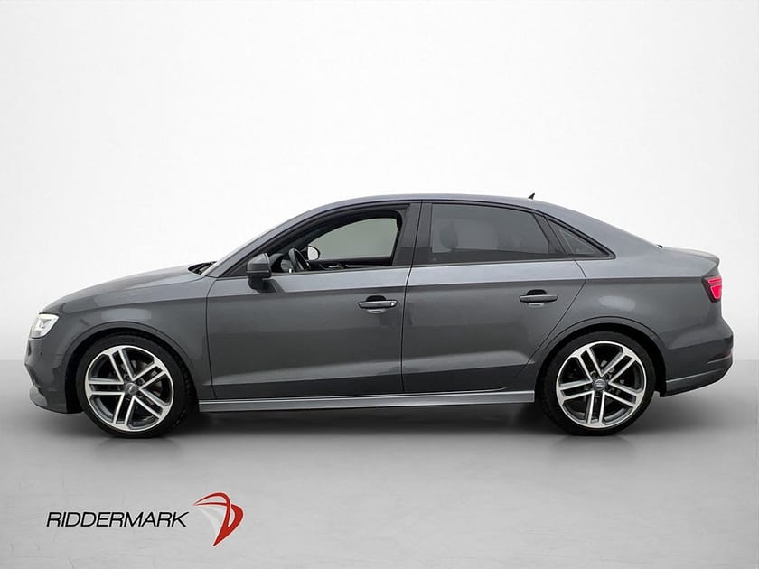 Bild 5 av Audi A3 Sedan 35 TFSI S-Line P-Värmare Kamera Halvskinn