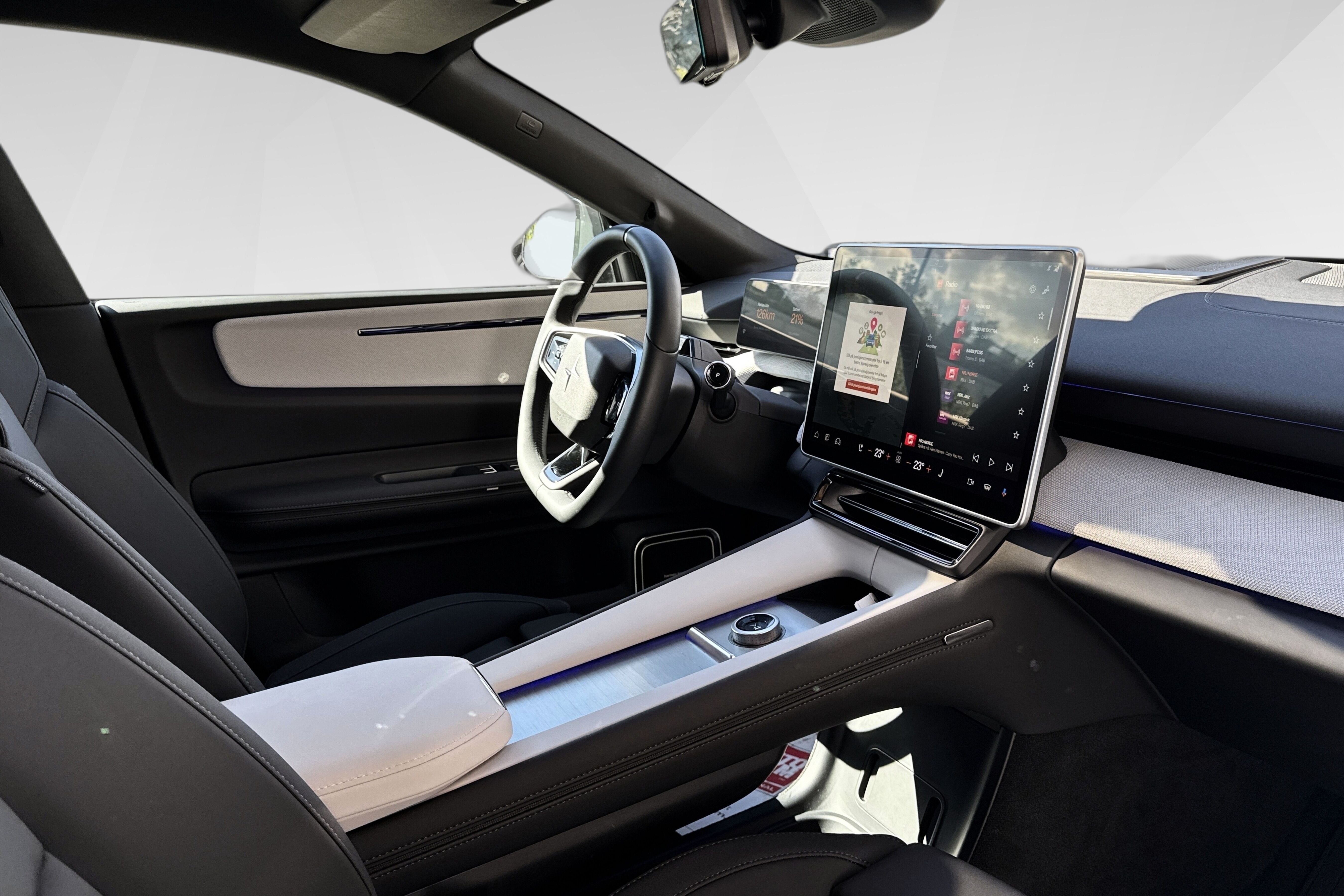 Polestar 4 Long Range Dual motor bilde 13