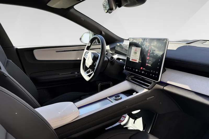 Polestar 4 Long Range Dual motor bilde 13