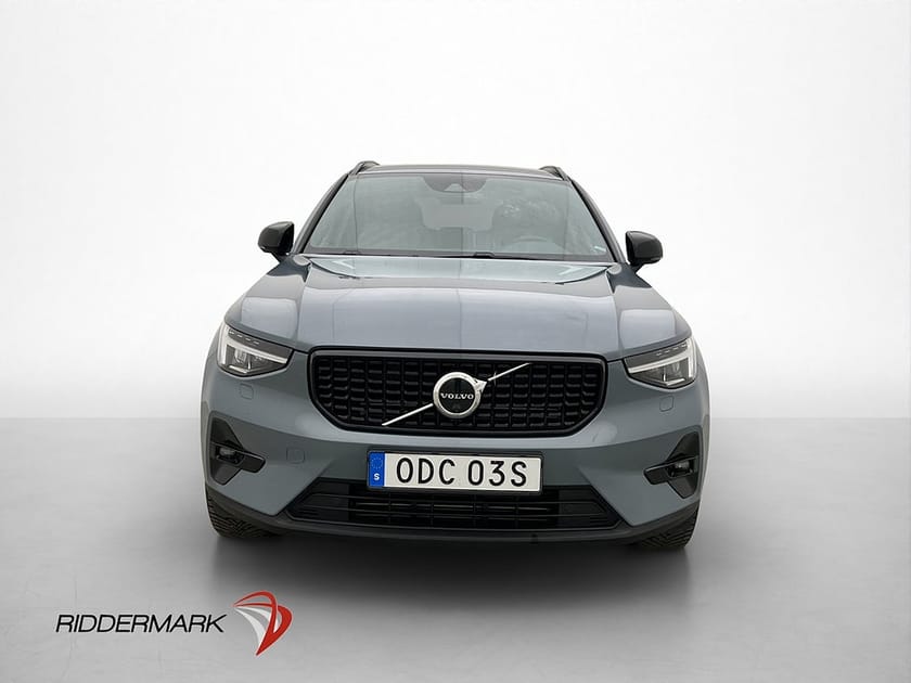 Bild 2 av Volvo XC40 Recharge T4 Plus Dark VOC Drag 360° Adapt-fart