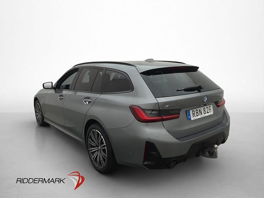 Bild 5 av BMW 330e xDrive Touring M Sport Skinn Drag Kamera CarPlay