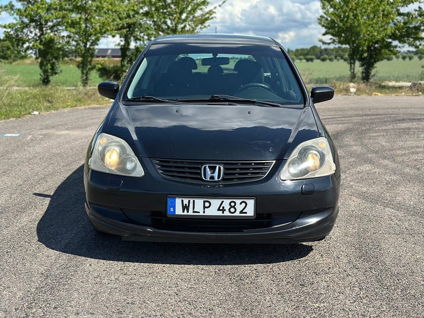 Bild 3 av Honda Civic 5-dörrar 1.6 Euro 4 AUTOMAT