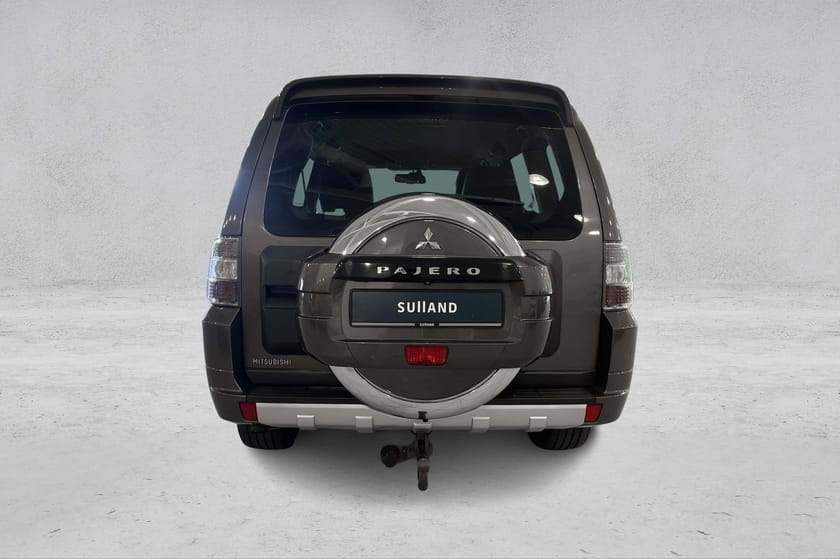 Bilde 4 av Mitsubishi Pajero 5-dørs | Godt vedlikeholdt | 3,5t hengervekt | 4x4 |