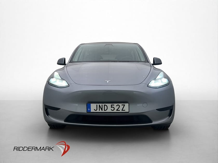 Bild 3 av Tesla Model Y Standard Range RWD 299hk MOMS Drag Adp-fart