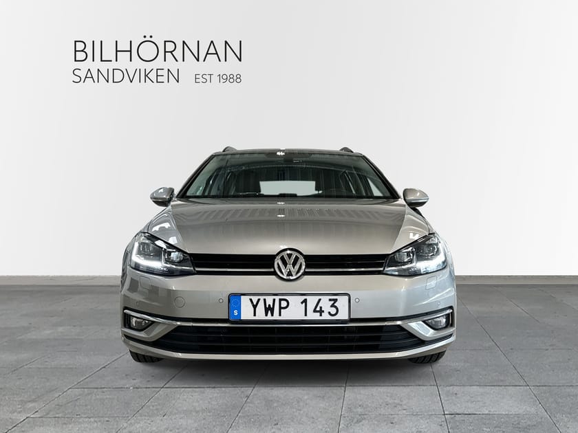 Bild 5 av Volkswagen Golf Sportscombi Dragkrok Vinterhjul