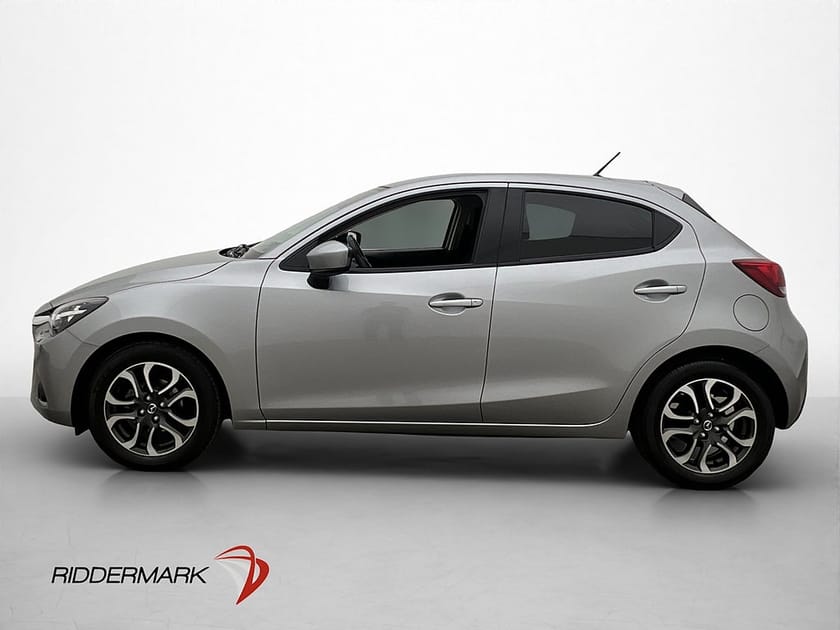 Bild 2 av Mazda 2 1.5 90hk Navigation 1 Brukare 0,45l/mil