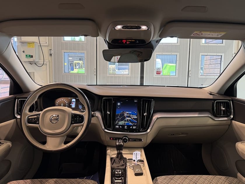 Bild 5 av Volvo V60 Cross Country D4 AWD Advanced SE II Drag Gps Värmare BLIS Kamrembytt