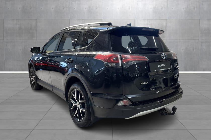 Bilde 4 av Toyota RAV4 Hybrid AWD  , Rentekampanje 6,45 35% e.k