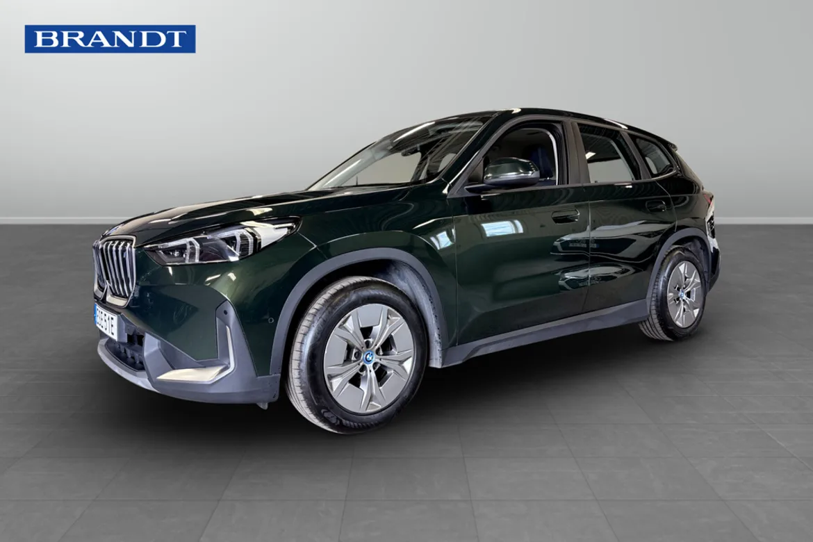 BMW iX1 xDrive30