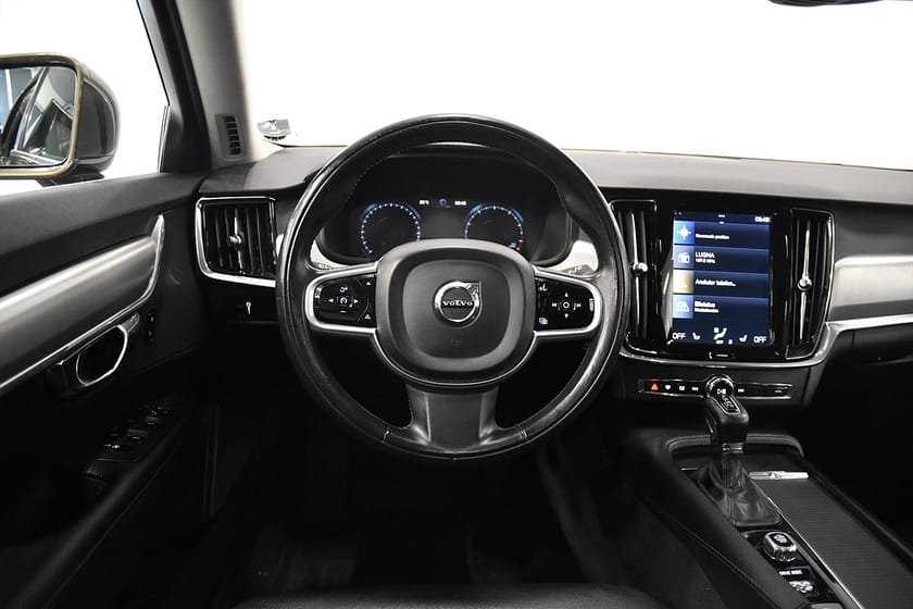Bild 2 av Volvo V90 T4 Aut AdaptivF P-värm Rattv Navi Skinn Pano Keyless 190hk