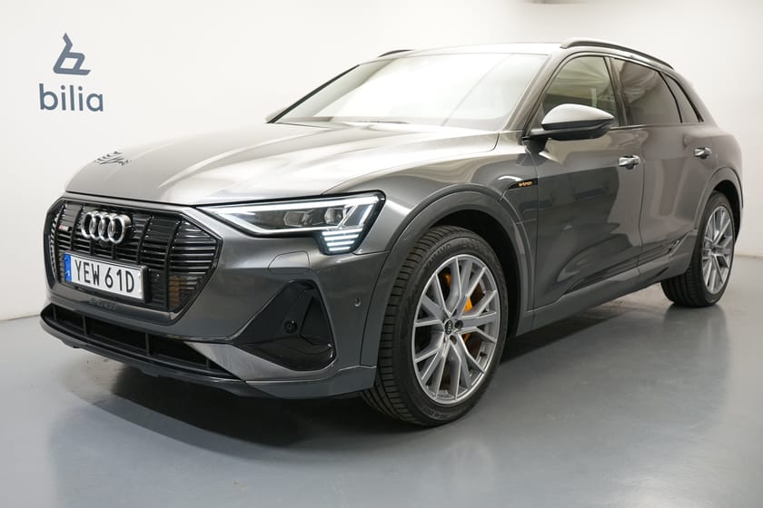 Bild 1 av Audi e-tron 55 quattro S line – Taklucka | Navigation