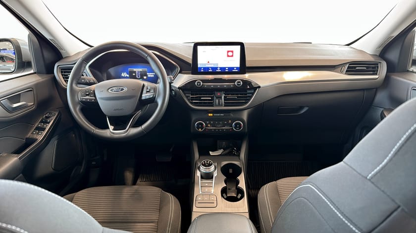 Bild 4 av Ford Kuga Plug-In Hybrid Titanium Vinterpaket PHEV