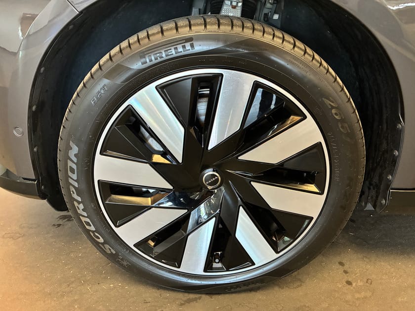 Bild 5 av Volvo EX90 Twin Motor Ultra 7-sätes / Luftfjädring / 360 Kamera / Dragkrok / BLIS / Bowers&Wilkins /