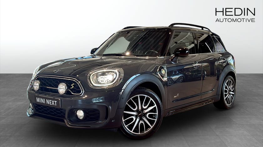 Bild 1 av MINI Countryman Cooper SE ALL4 224 hk JCW / Pano / H&K / HuD / Adaptiv Farthållare
