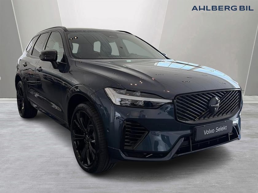 Bild 1 av Volvo XC60 T6 Plus Black Nordic Edition, Dragkrok, Teknikpaket, Head-up display, Akustikrutor, Tonade rutor