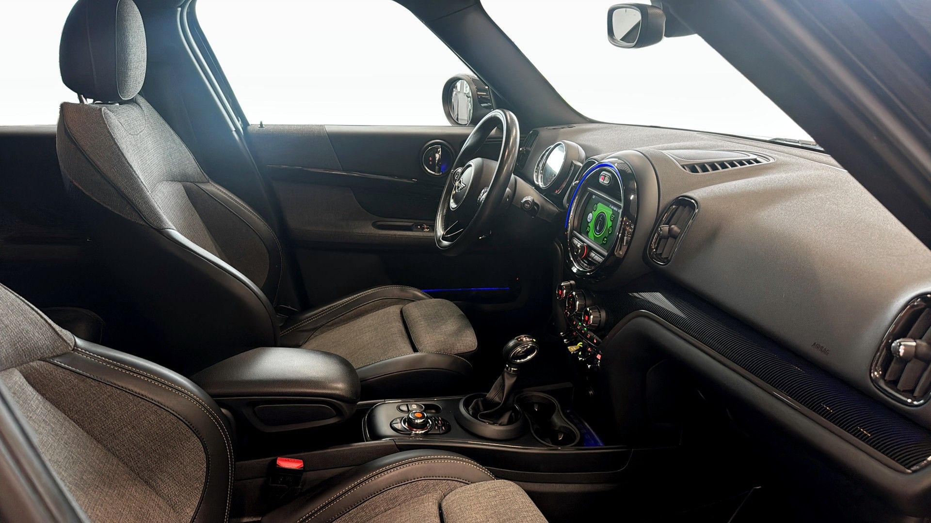 MINI Countryman Cooper SE ALL4 2018, bild 3/9