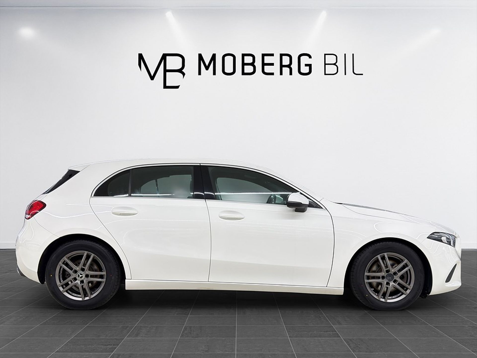 Mercedes-Benz A 200 d 2020, bild 3/10