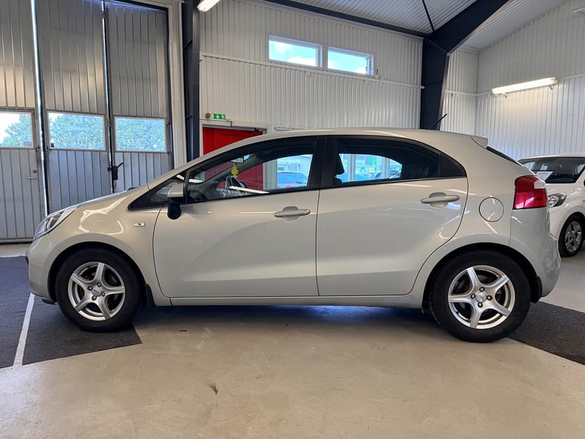 Bild 3 av Kia Rio 5-dörrar 1.2 CVVT Manuell, 84hk GLS * Låga mil *