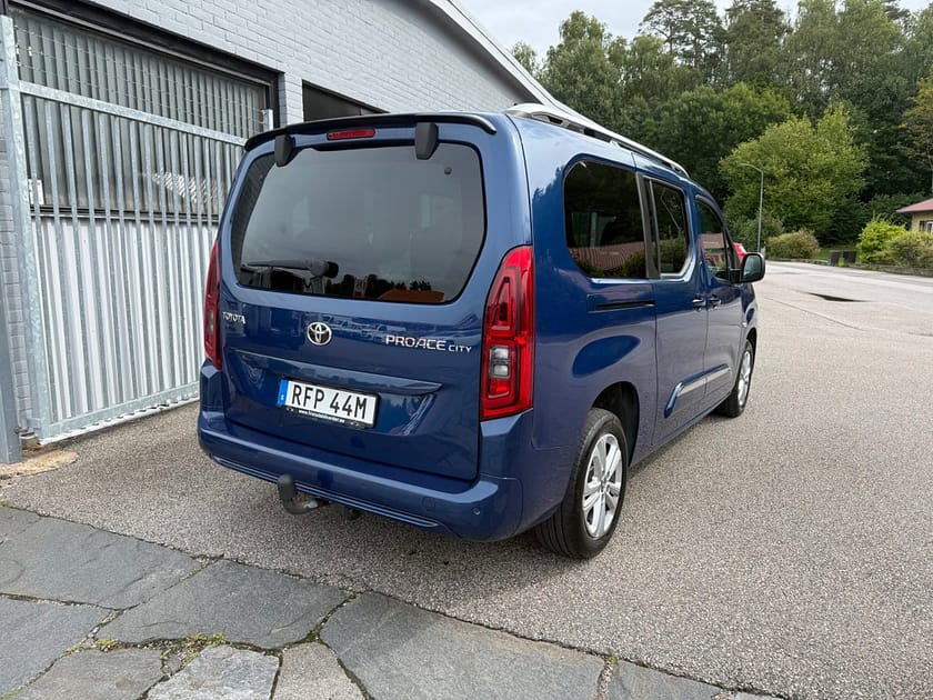 Bild 3 av Toyota ProAce City Verso 1.2T 130HK 7-SITSIG AUTOMAT / DRAG / VÄRMARE