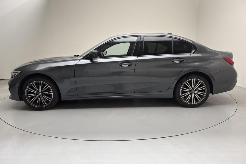 Bild 2 av BMW 330e Sedan 330 Sedan, G20 (292hk) M Sport GPS Backkamera