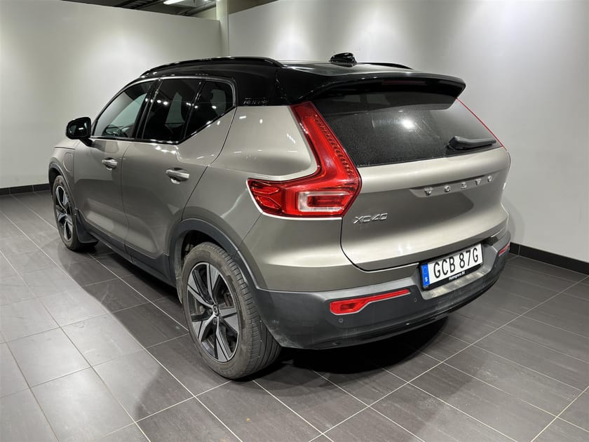 Bild 2 av Volvo XC40 T4 Recharge R-Design Panorama 360°