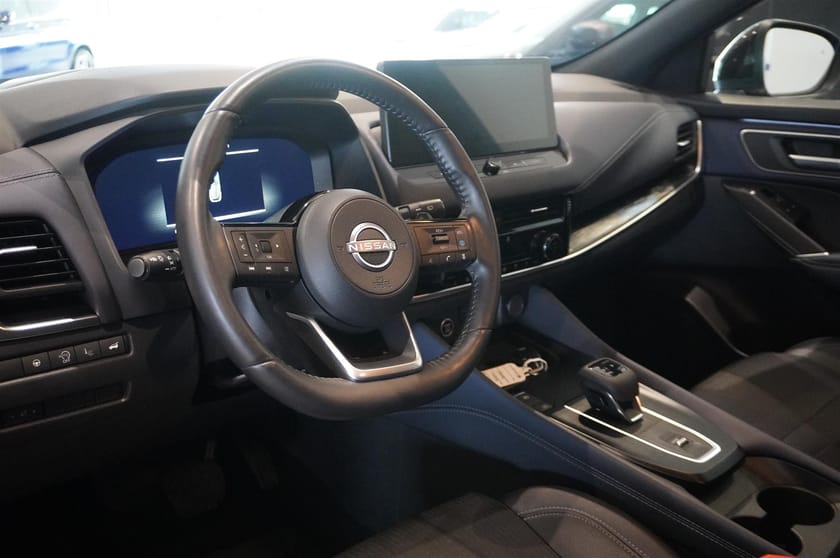 Bild 2 av Nissan Qashqai MHEV 158 Xtronic Tekna 2-Tone 360°