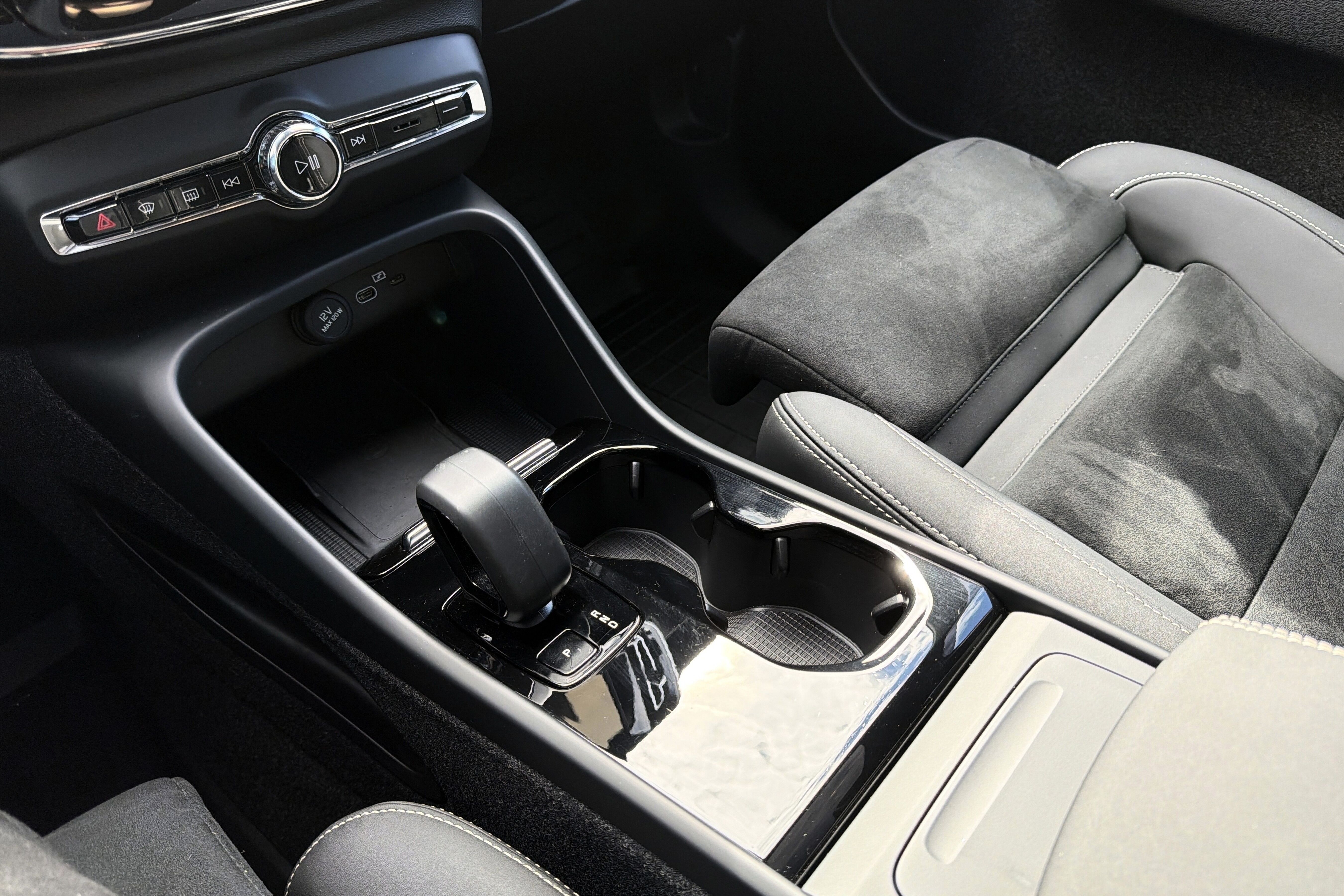 Volvo C40 Recharge Single Motor Extended Range bilde 16