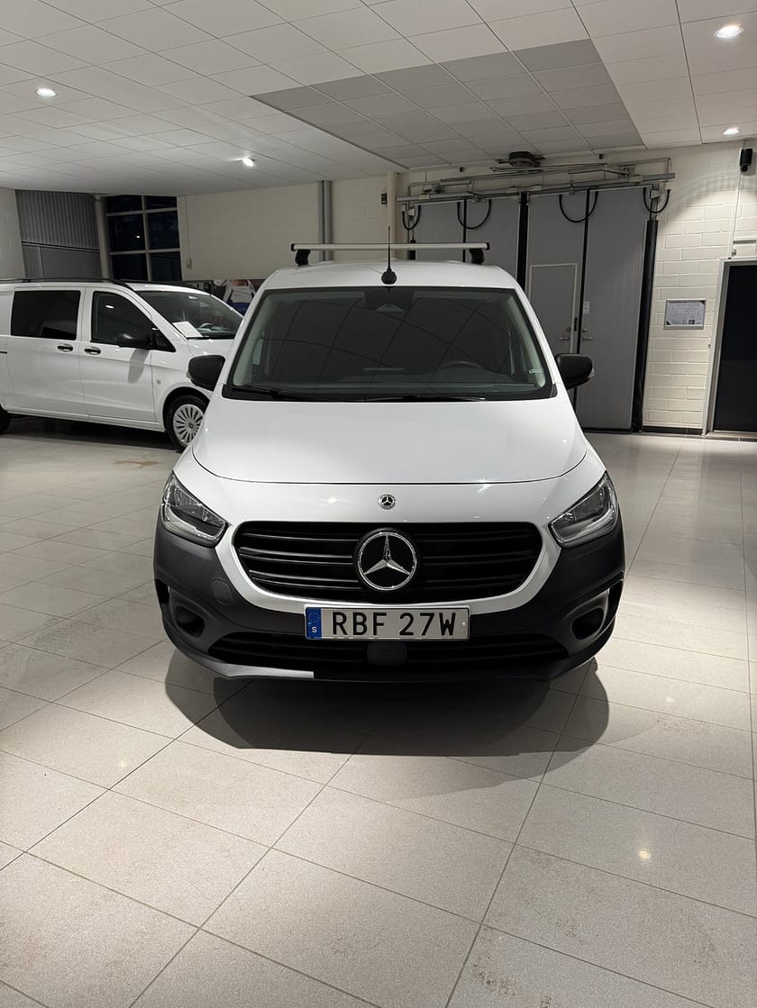 Bild 2 av Mercedes-Benz eCitan