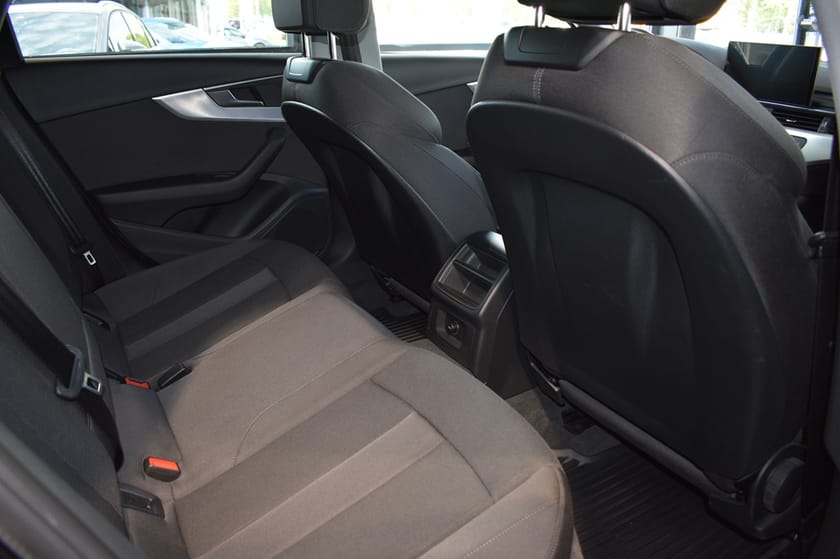 Bild 5 av Audi A4 allroad quattro 40 TDI 204 HK S-TRONIC PROLINE