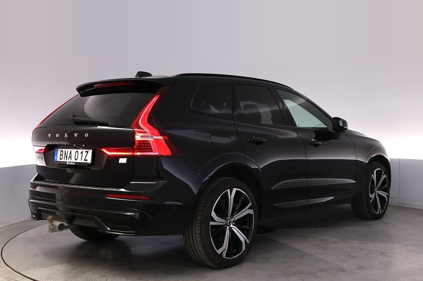 Bild 5 av Volvo XC60 Recharge T8 II AWD R-Design Pano 360 H/K Drag