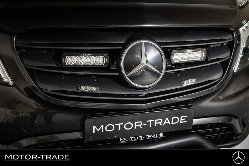 Bilde 5 av Mercedes-Benz Vito 119 CDI 4x4 3.0t 4MATIC | KROK | LAKKERTE FANGERE | INNREDNING