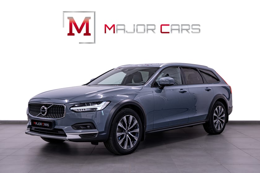 Bild 1 av Volvo V90 Cross Country B4 AWD Adv Edt H/K Skinn Kamera Värmare Drag 197hk