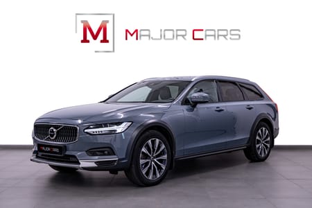 Volvo V90 Cross Country B4 AWD Adv Edt H/K Skinn Kamera Värmare Drag 197hk