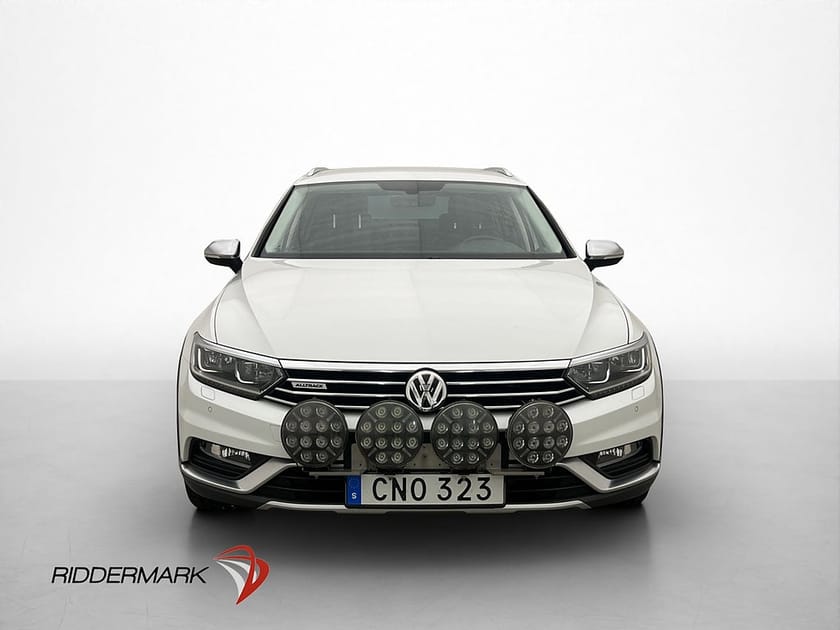 Bild 2 av Volkswagen Passat Alltrack 2.0 TDI 4M Drag LED Värmare App-C