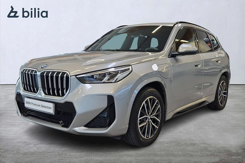 Bild 1 av BMW X1 xDrive25e M Sport Värmare Navigation Adaptiv farth Drag