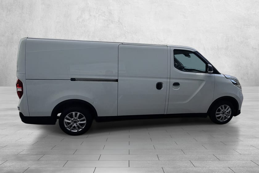 Bilde 4 av Maxus e-Deliver 3 LWB 6,3 m3 50,2 kWh 122hk TECH. Dab+/R.Kamera/Lang